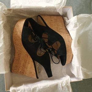 Ivanka Trump Zenia sandals